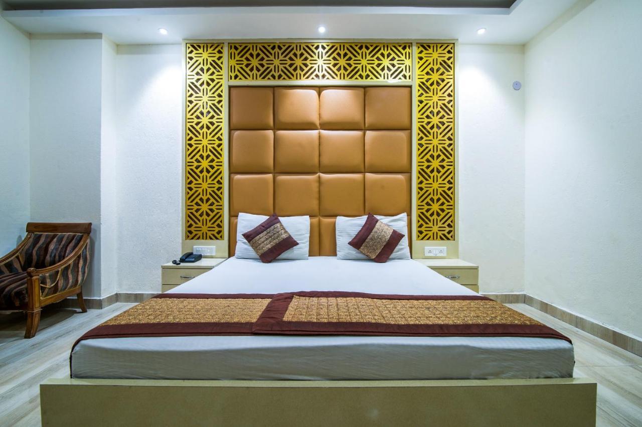 Capital O Hotel Orchid Garden Near Satyam Inox Patel Nagar New Delhi Exterior photo