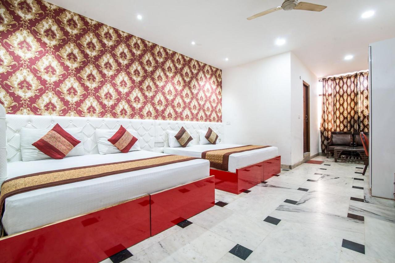 Capital O Hotel Orchid Garden Near Satyam Inox Patel Nagar New Delhi Exterior photo