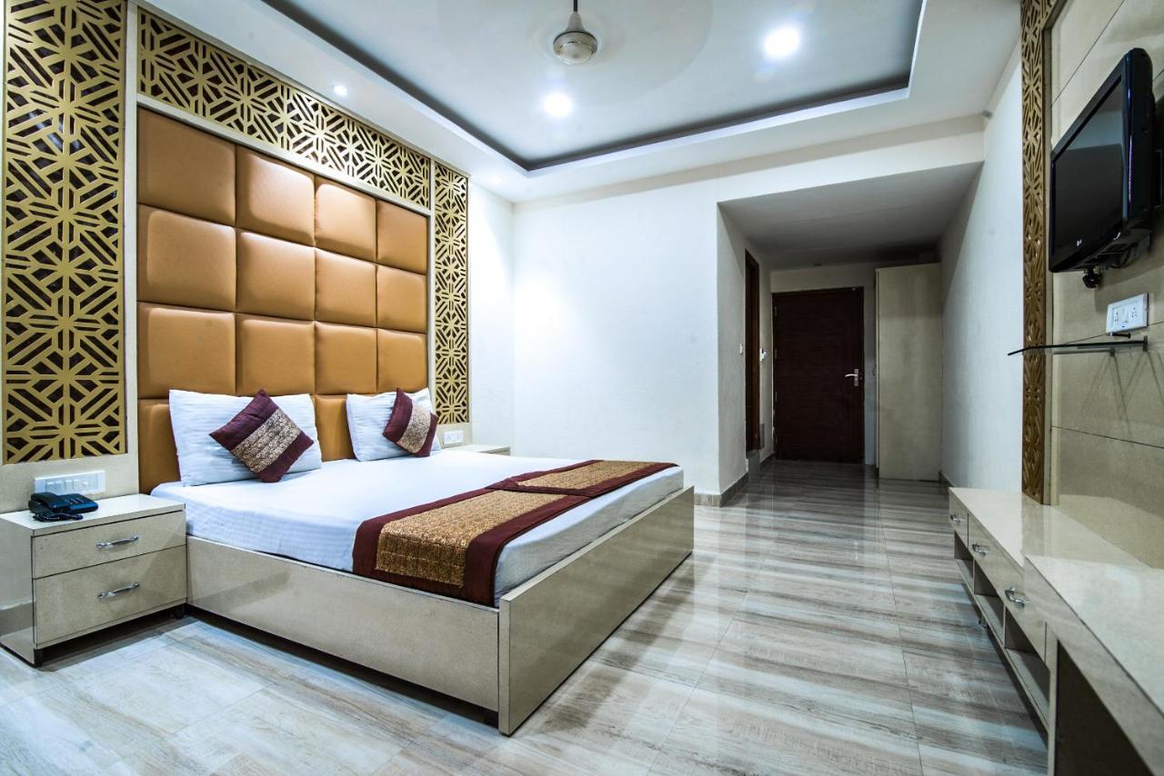 Capital O Hotel Orchid Garden Near Satyam Inox Patel Nagar New Delhi Exterior photo