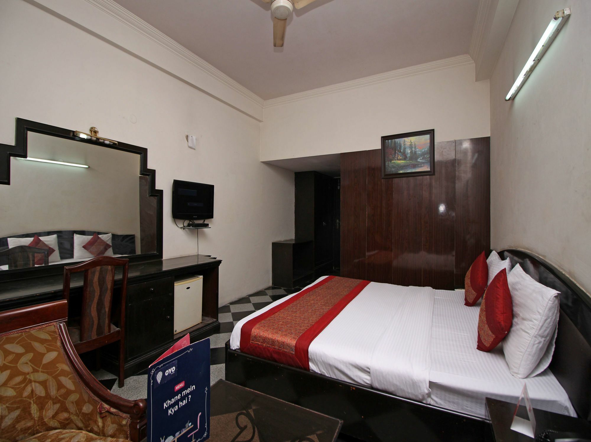 Capital O Hotel Orchid Garden Near Satyam Inox Patel Nagar New Delhi Exterior photo