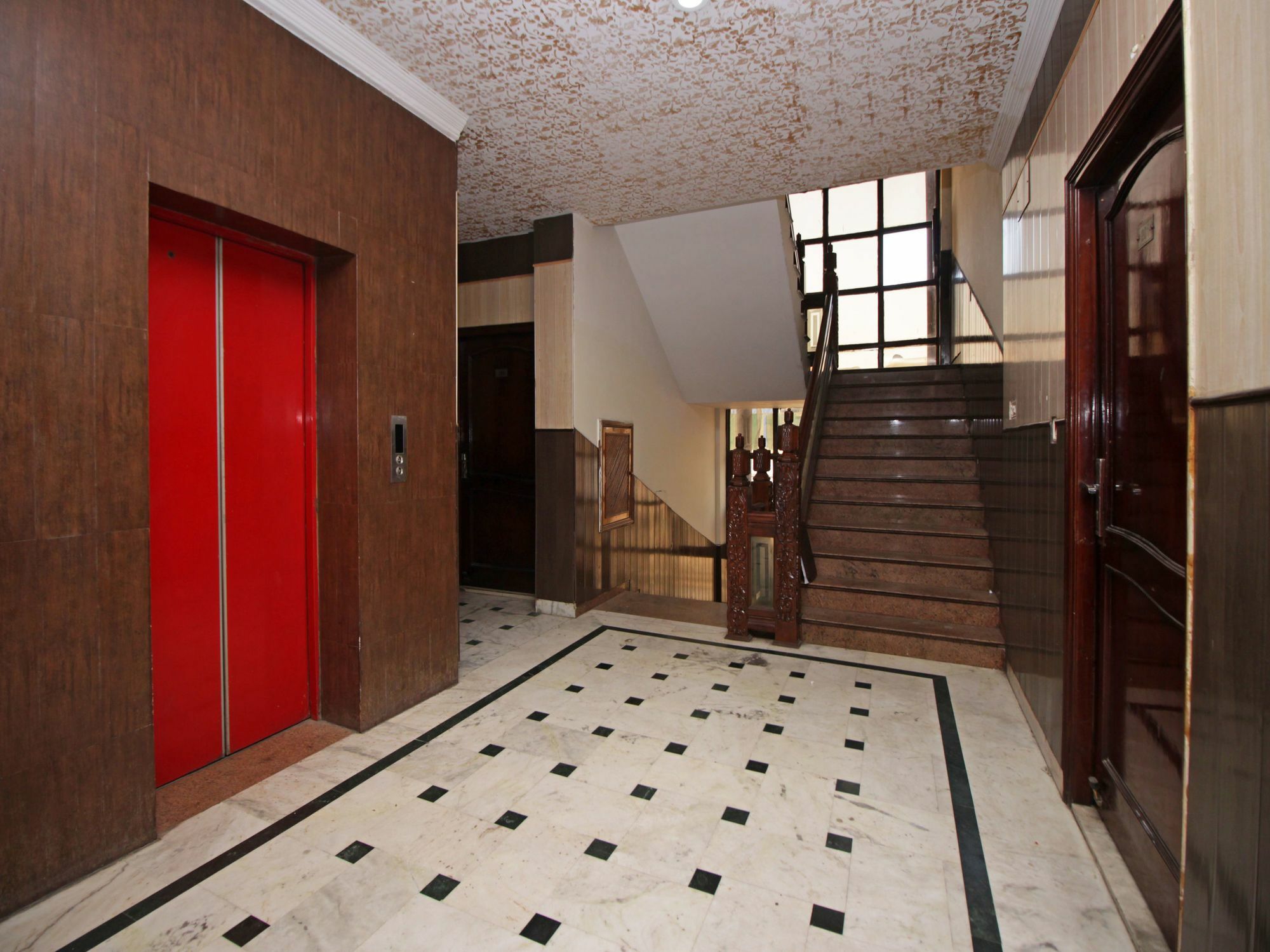 Capital O Hotel Orchid Garden Near Satyam Inox Patel Nagar New Delhi Exterior photo